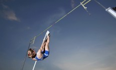 开云体育登录-欧冠半决赛焦点战，深圳队击溃新疆队，改写历史的夜晚