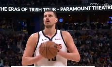 开云体育-湖人客场失利，球员面对挑战