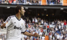 开云体育直播-紫金风暴席卷山西，杜兰特时代，当NBA巨星在国际舞台接管排名争夺战