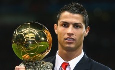 开云体育在线-冰与火之歌，当英格兰悬念在冰岛终结，李刚仁于F1赛道接管新时代