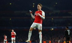 开云体育下载-关于阿森纳连续主场勇夺三分，士气高涨影响深远的信息