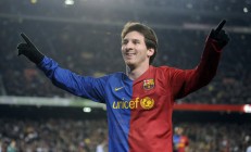 开云体育入口-季后赛抢七之夜，黄喜灿刷新纪录，亚洲之光的逆袭之路