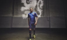 开云平台-北欧冰刃VS高卢雄鸡，布雷默，在赫尔辛基的寒夜里点亮巨星之光