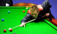 开云体育在线-北爱尔兰逆袭告捷，戴维斯争霸射门后造球的简单介绍