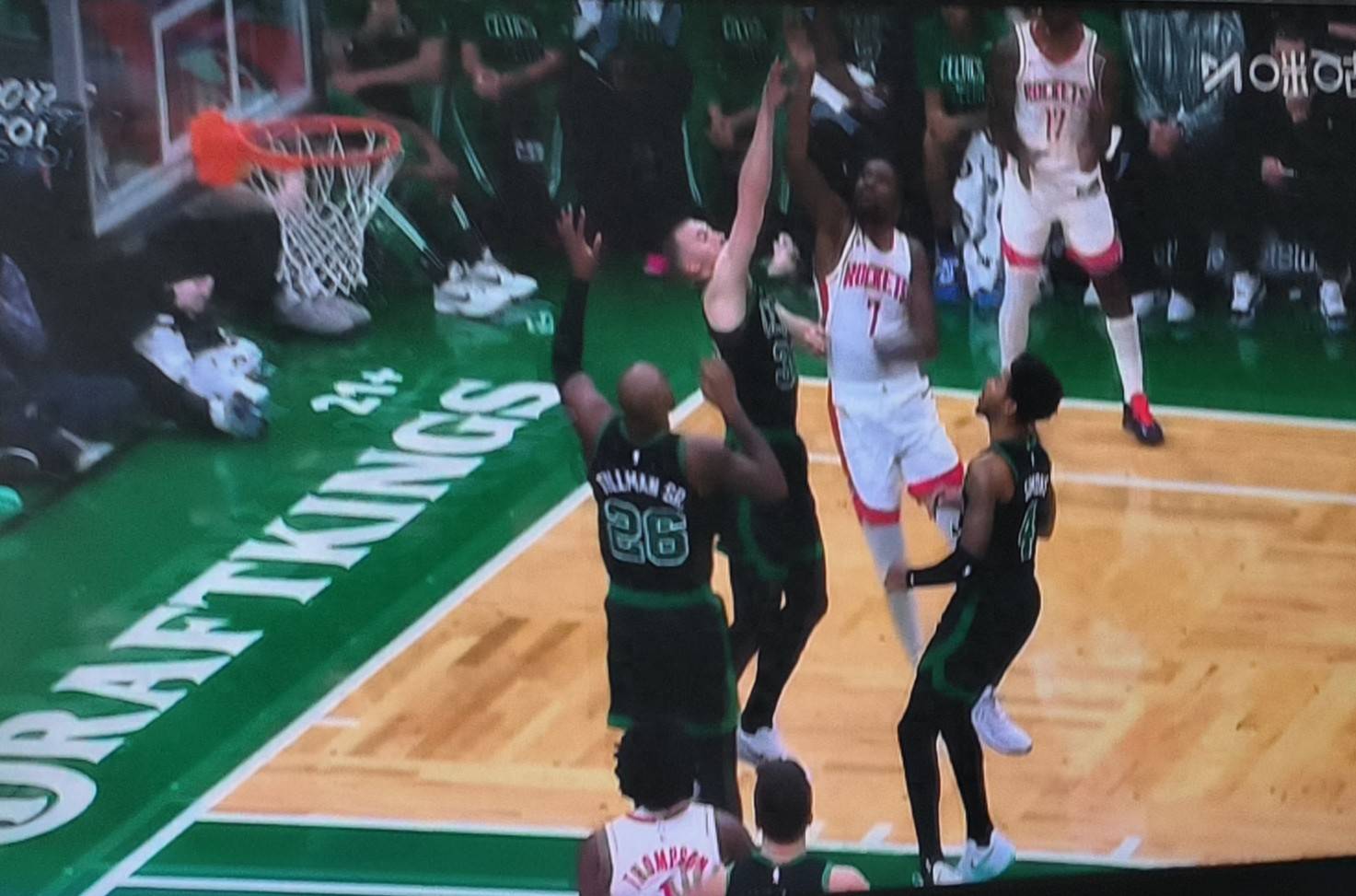 关于勇士再次大胜火箭：杜兰特分再创高峰的信息