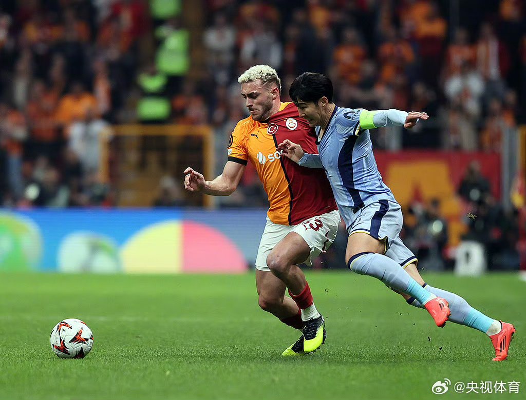 关于热刺扳回比分逼平对手，保持不败战绩的信息