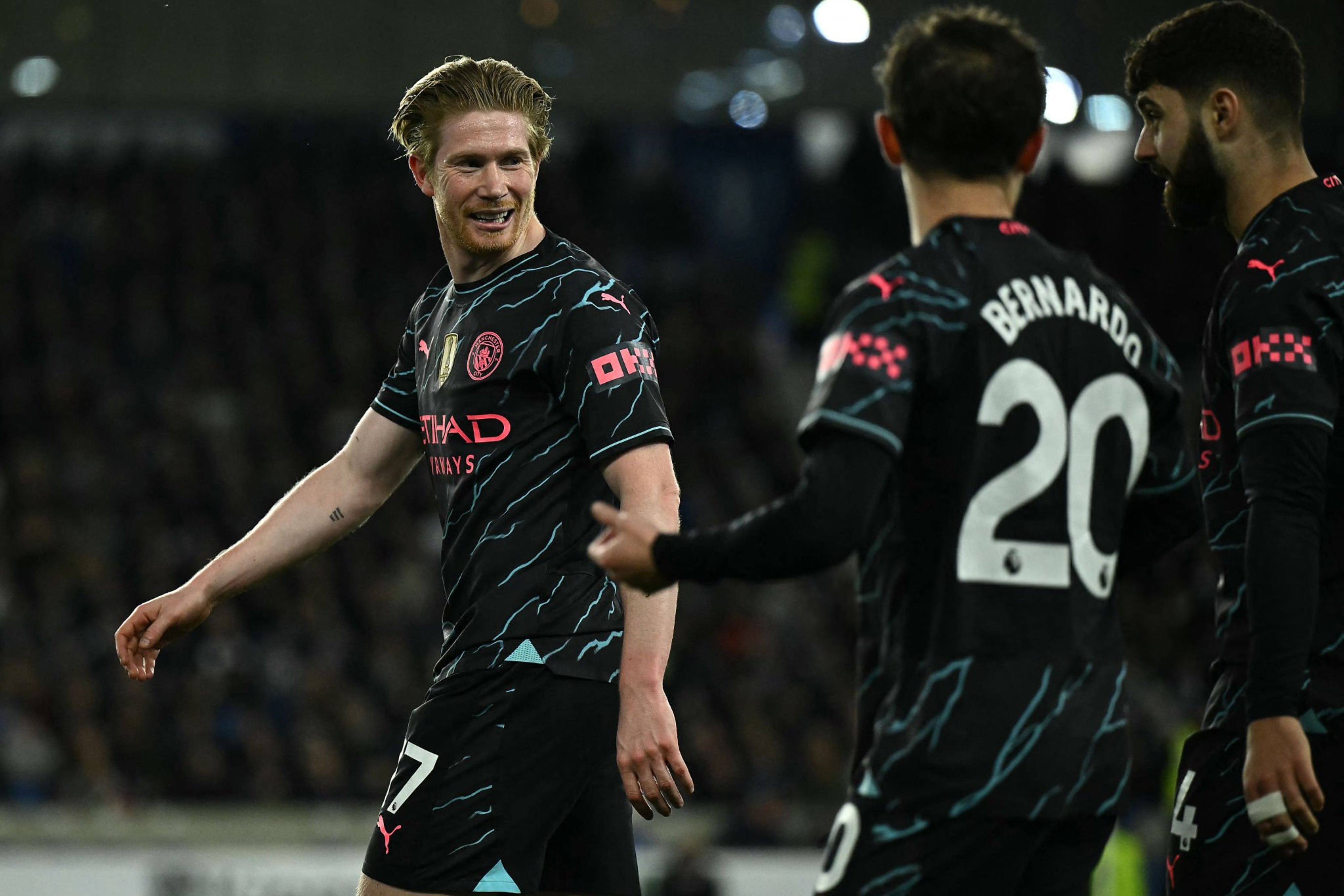 曼城实现逆转，力压对手取胜