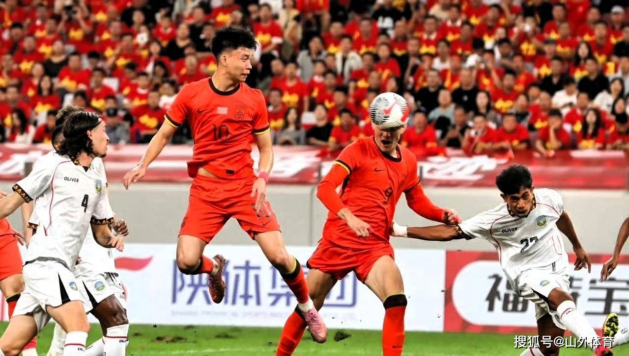 国际足球比赛中中国队实力强劲