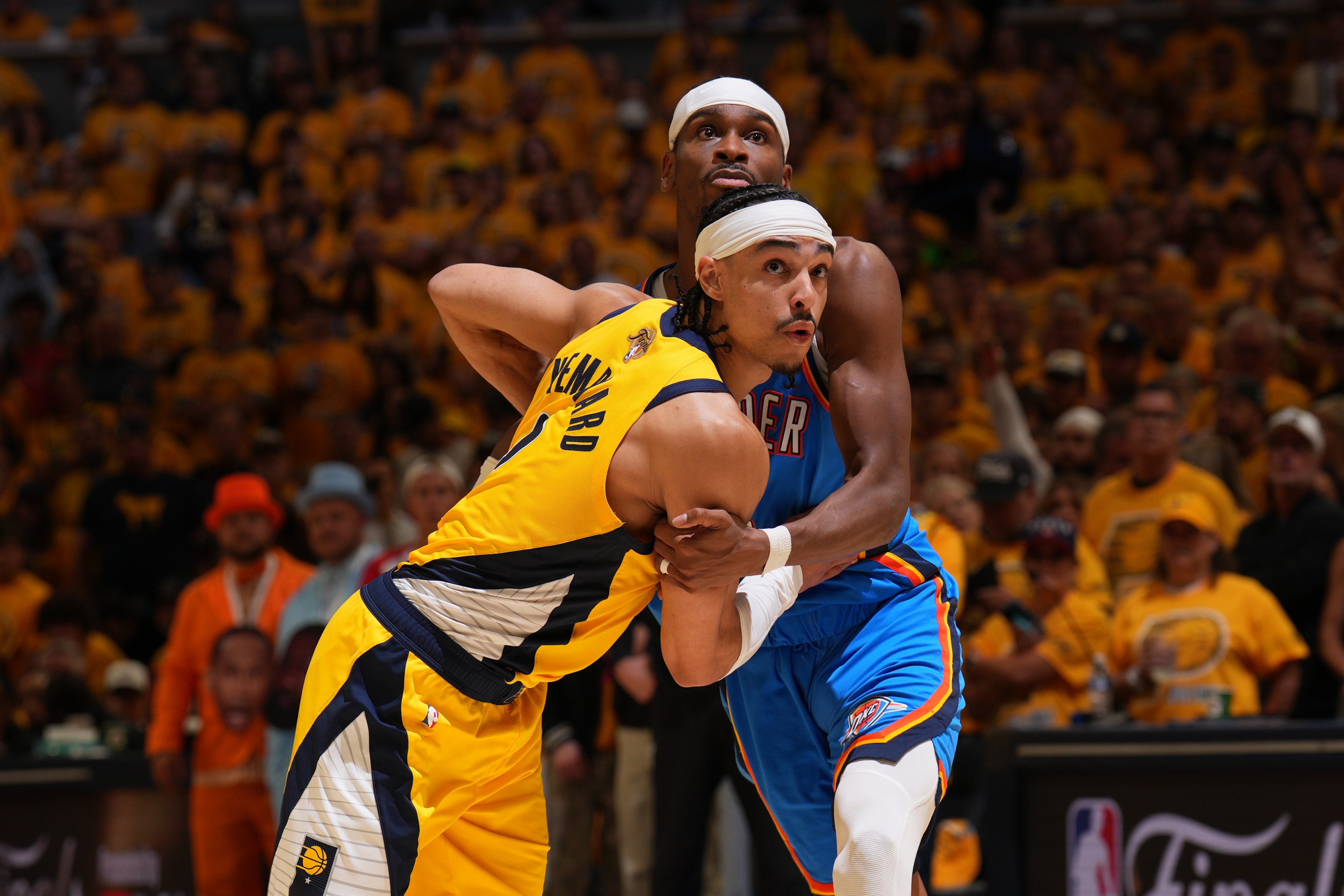 爵士队全队爆发，以团队之力征服对手的简单介绍