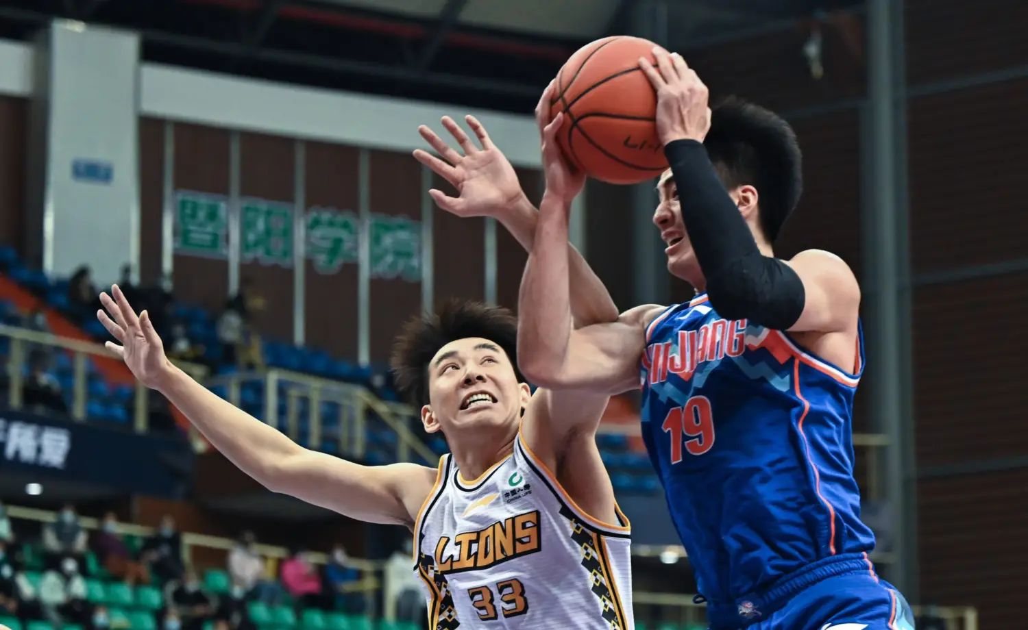 山东鲁能队淘汰赛准备锋线调整，为决赛做准备的简单介绍