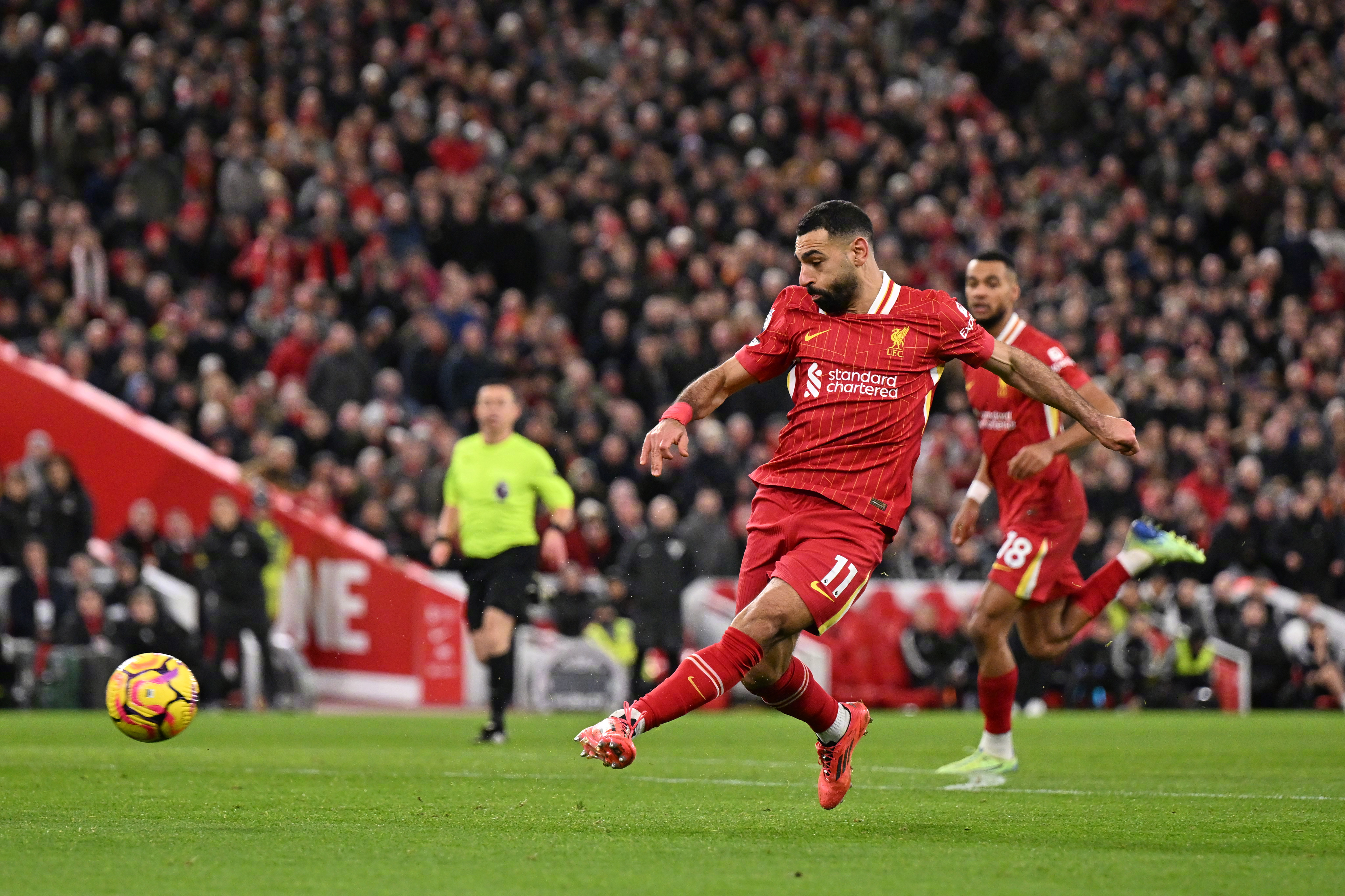 利物浦逆袭前行,英超主场氛围热烈鼓舞 利物浦逆袭前行,英超主场氛围热烈鼓舞