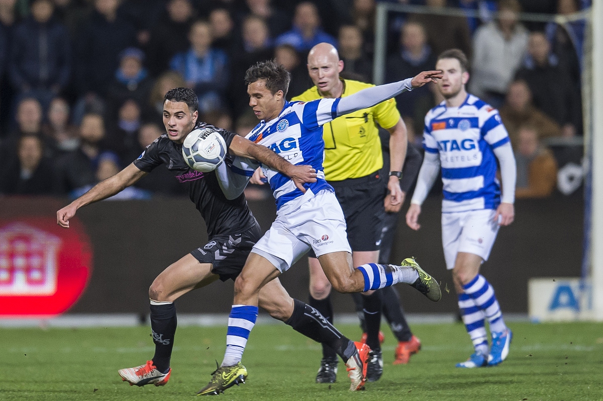 包含乌迪内斯球员表现出色，主场连胜气氛火爆的词条