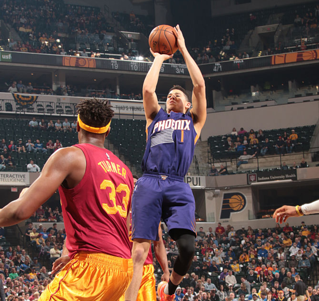 太阳完胜步行者，孙铭徽统治全场