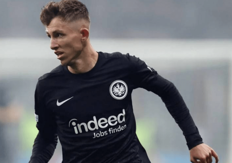 法兰克福出色表现，豪取三分继续领跑的简单介绍