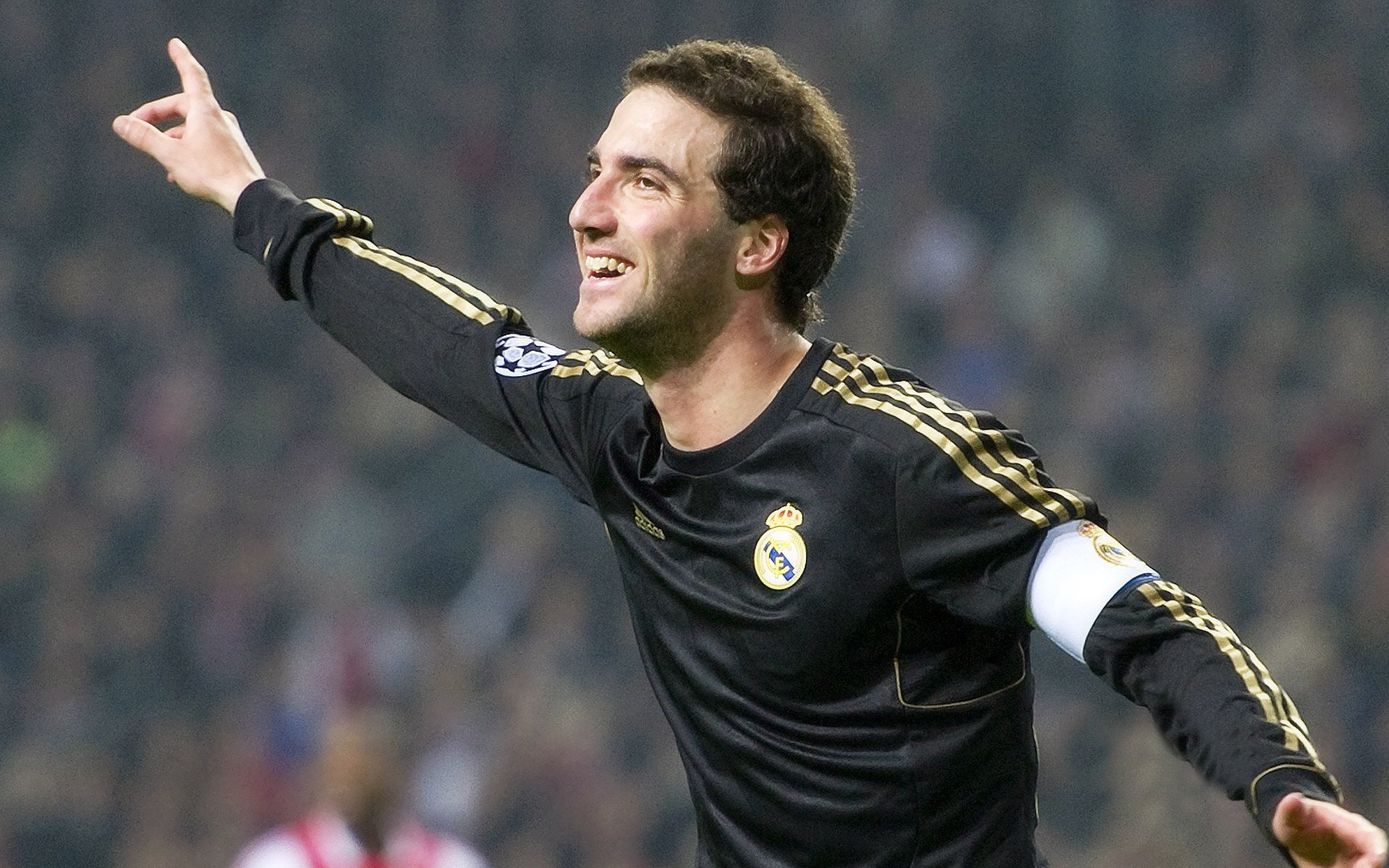 猛龙过江，克莱一剑封喉，当NBA冠军基因点燃CBA赛场